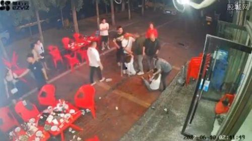 唐山烧烤当地人爆料视频,揭秘当地特色美食背后的故事与风情 第3张 唐山烧烤当地人爆料视频,揭秘当地特色美食背后的故事与风情 第3张