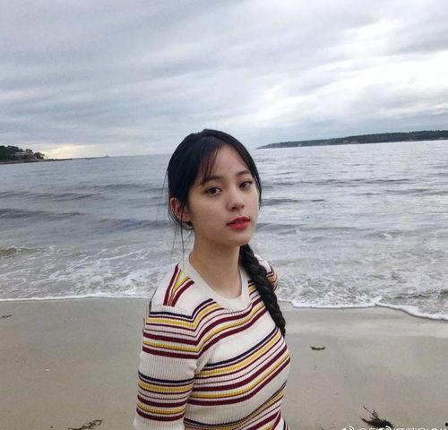 娱乐吃瓜姐娜娜摆摊日记,揭秘娱乐圈背后的真实生活