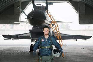 重庆飞行员爆料新闻视频,揭秘飞行安全与内部管理疑云 第3张 重庆飞行员爆料新闻视频,揭秘飞行安全与内部管理疑云 第3张