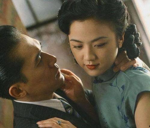 色戒 电影在线观看,一场禁忌之恋的激情演绎，在线观看重温经典瞬间  第3张