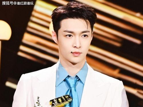 圈内人爆料男星都有谁啊,圈内人爆料，这些男星竟有这些秘密！  第2张