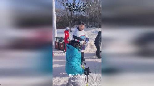 爆料滑雪教练视频,揭秘专业技巧与教学秘诀  第2张