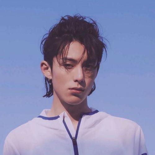 王鹤棣爆料搞笑图片视频,爆笑图片视频集锦曝光