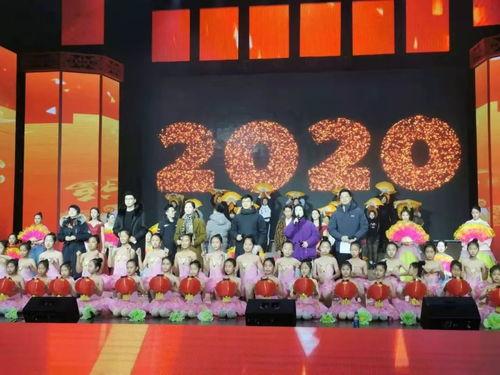 海城春晚爆料事件视频,揭秘幕后真相  第3张